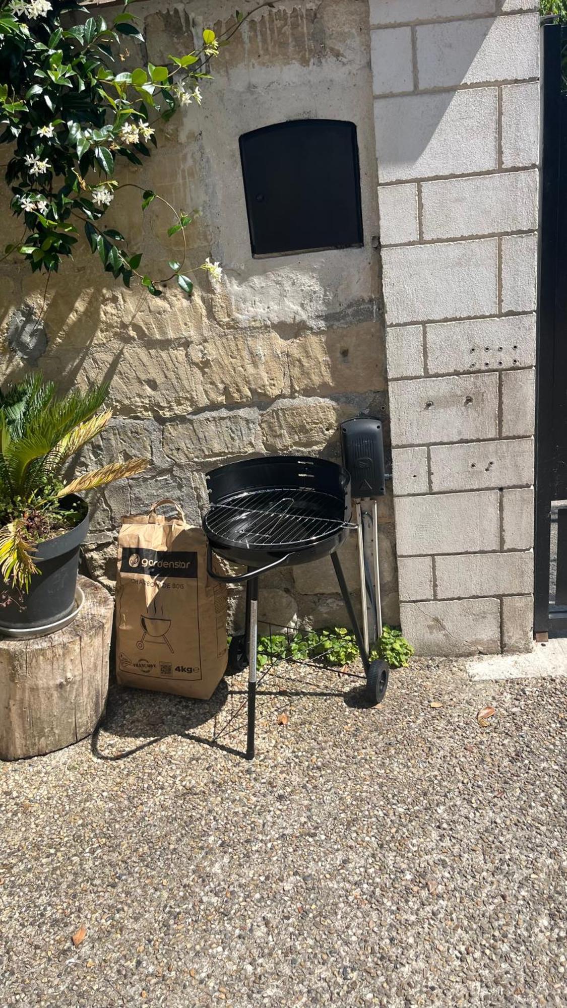 Mini Studio Et Espace Exterieur Méry-sur-Oise Kültér fotó